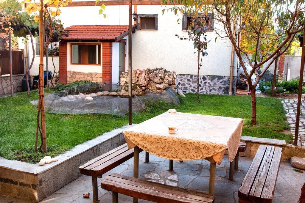 Valevitsata Guesthouse Razlog Exteriér fotografie