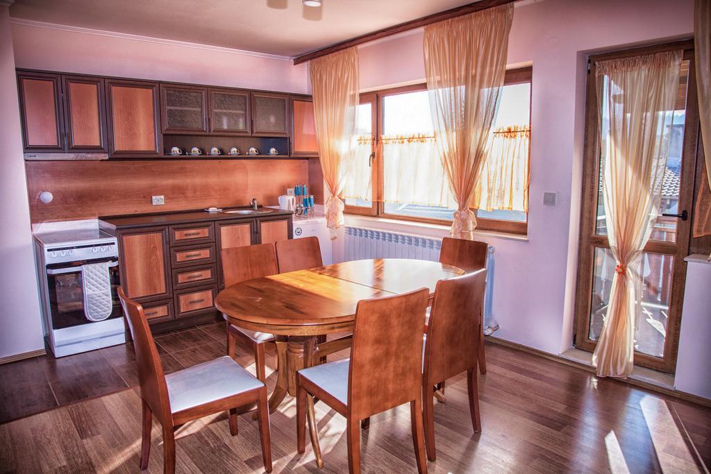 Valevitsata Guesthouse Razlog Exteriér fotografie